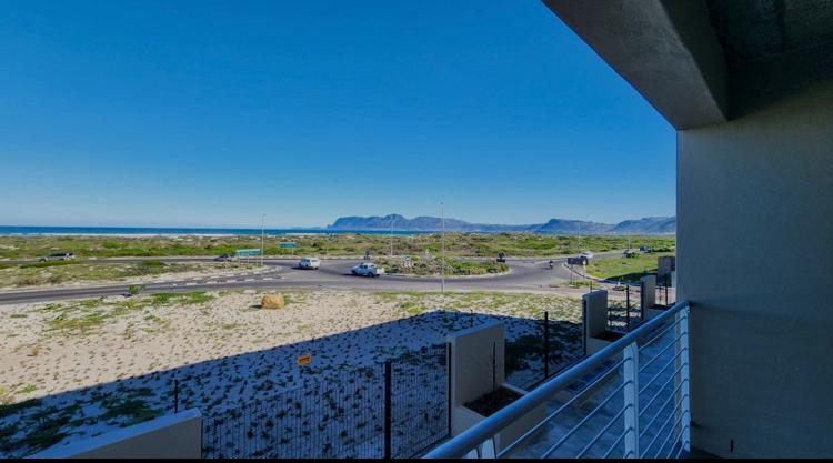 To Let 2 Bedroom Property for Rent in Muizenberg Western Cape